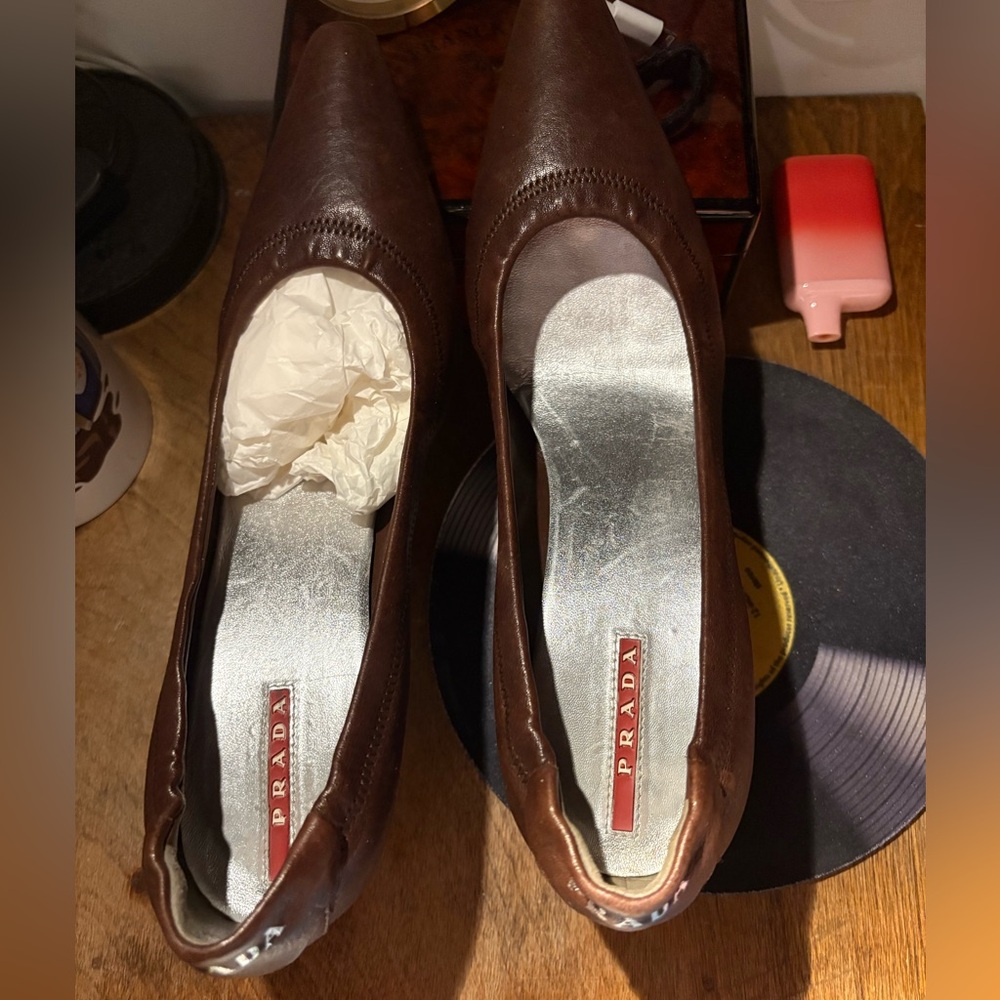 Prada Brown Leather Heels Elegant Design